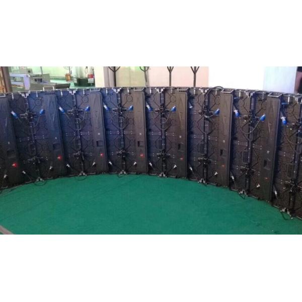 MBI5124 IC P3.91 Внутренний арендный изогнутый светодиодный дисплей, мобильный полноцветный экран