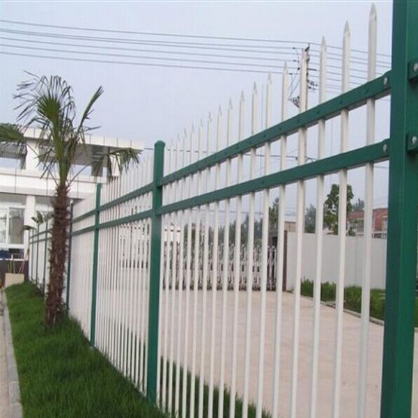 SChina Manufacture Black galvanized & powder coating spear top wrought iron fence panel