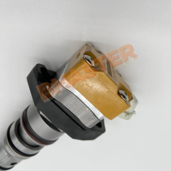 Remanufactured Fuel Injector 1824919C2 Compatible With DT466E 195HP-230HP Engine With 6 Month Warranty