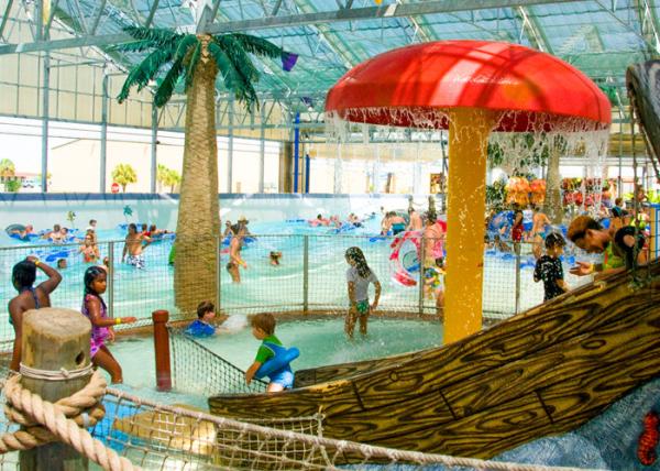 Aqua Fun Park Commercial Playground Equipment With Fiberglass Material