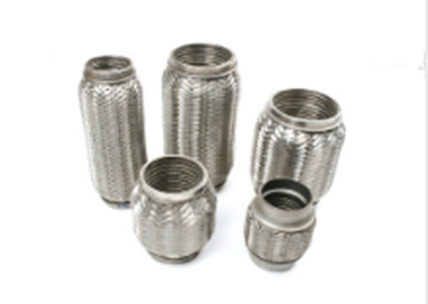 Вытыхание трубы гибкого трубопровода двойного слоя всеобщее, замена трубы Флекси