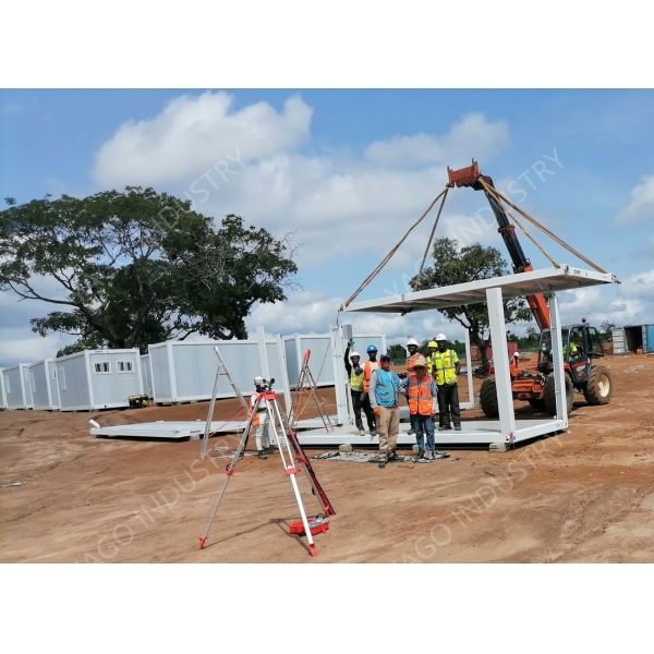 Galvanized Temporary Prefab Accommodation Units Modular Container Dormitory Systems