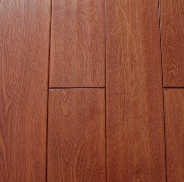 handscraped birch solid hardwood flooring; China Birch wood flooring supplier