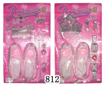 Hot sell beauty toy set with pink  shoes ,earring,bracelet