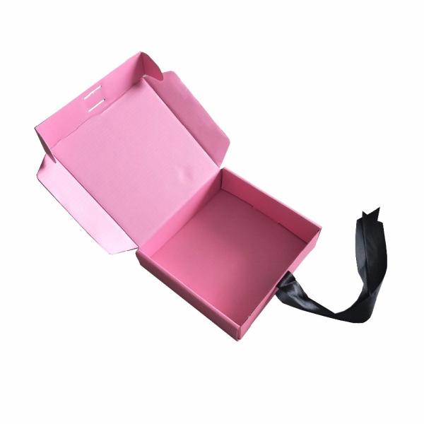 Pink Printing Paper Gift Box , 35 x 23 x 9cm Corrugated Shipping Boxes