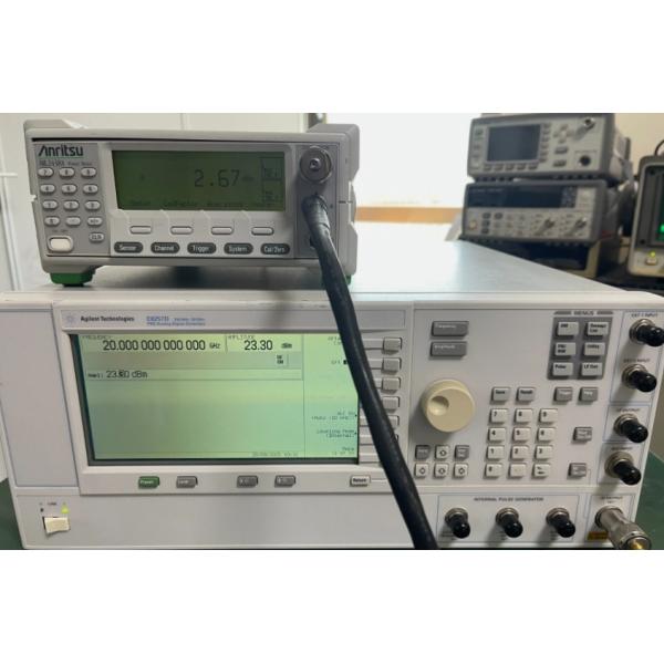 Keysight E8257D RF Signal Generator with 67 GHz Frequency High Output Power and Ultra-Low Phase Noise