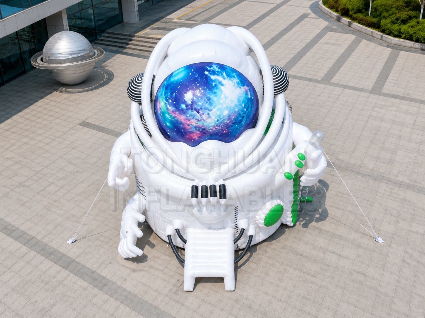 Custom Space Theme Inflatable Tent with Walk Through Astronaut Entrance for Festivals and Promotions