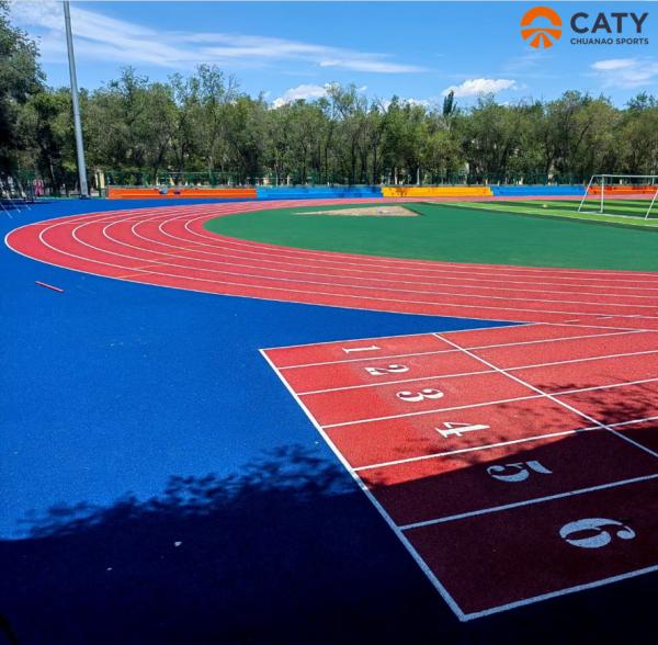 Sandwich Spray Coat EPDM Rubber Running Track For Running Rubber Track With Sports Track Installation