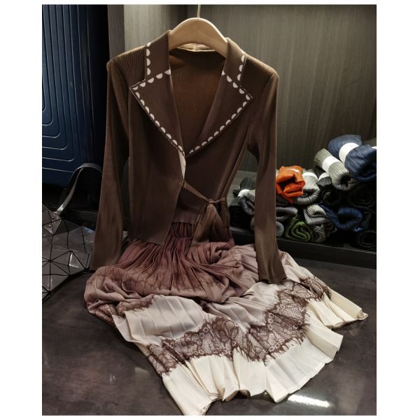 Autumn New Elegant Color-Blocking Printed Pleated Faux Two-Piece Dress Plus Size Casual Chiffon Lace Long Sleeves Suit Collar