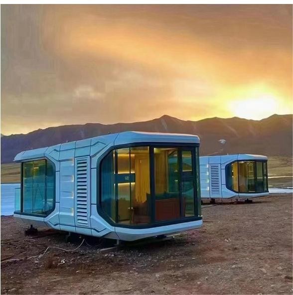 Self-Sustainable Farmhouse Capsule House Luxury Aluminum Alloy Prefab with Voice Control