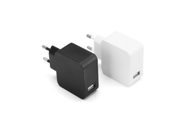 Adaptador de alimentação USB universal AC100-240V Carregador leve do mercado europeu Classe de energia VI
