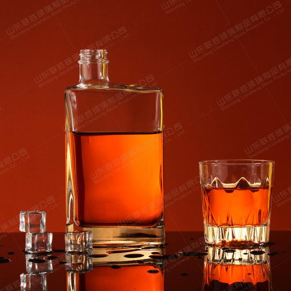 200ml 375ml 500ml 750ml 1000ml garrafa de vidro com tampa de cortiça selada para vinho claro Vodka Tequila Whisky