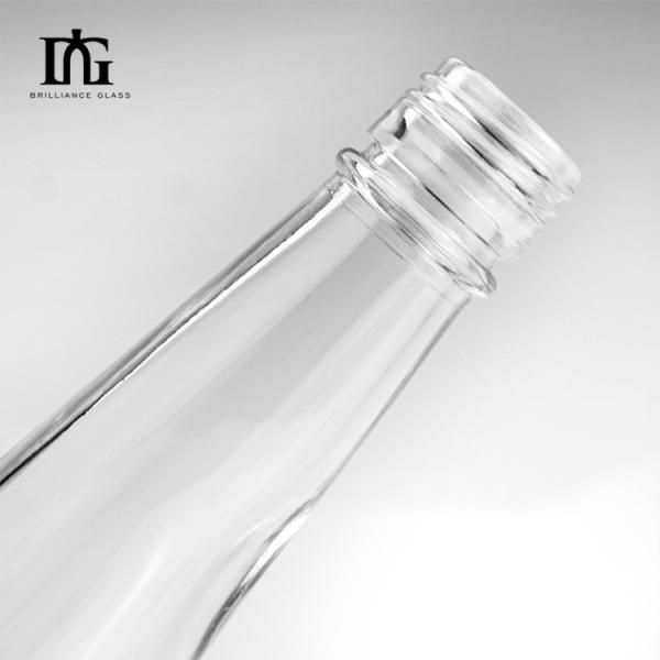 Acid Etch Surface Handling Glass Bottle for Beverages 750ml Capacity and Transparent