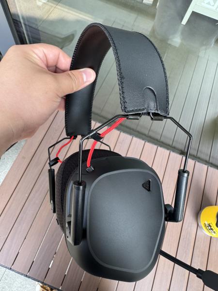 255g Wireless Gaming Headset 2.4G IOS Battery Monitor Bluetooth Gaming Headset
