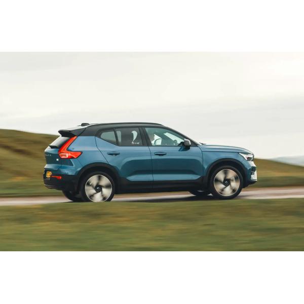 Новый электромобиль 5 дверей/5 мест SUV CROSSOVER Volvo C40 0,5h Время зарядки W 670 км Дальний пробег И 4,7 секунды 0-100 км / ч ускорение