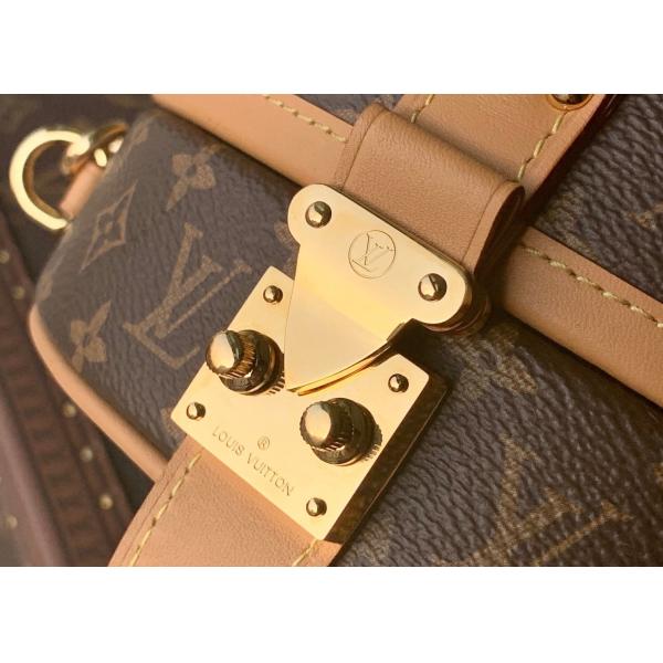 Ladies Leather 7.5cm Circular Push Lock Crossbody Bag With Mental Ornament