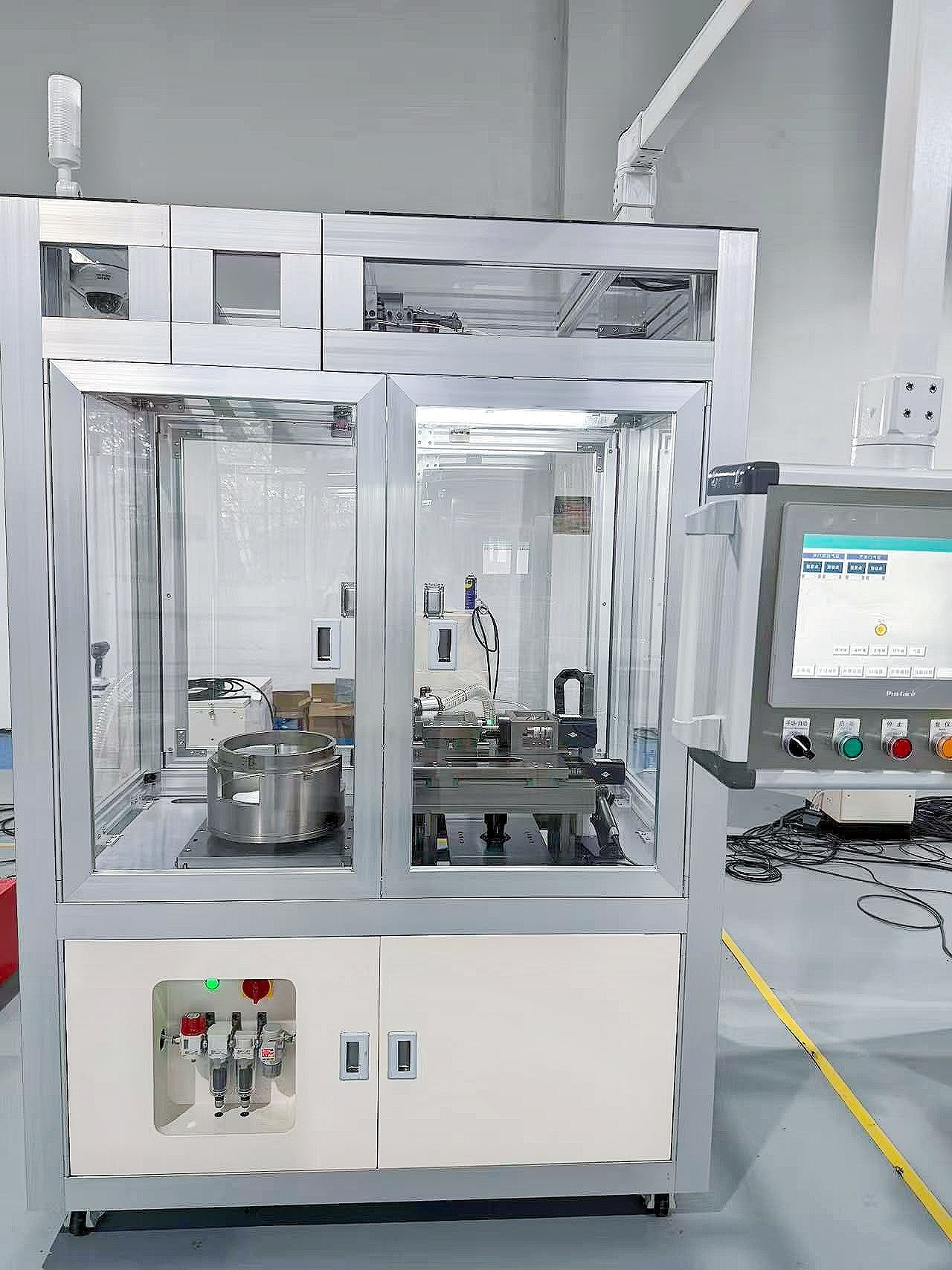 Servo-Controlled Flat Cutting Machine
