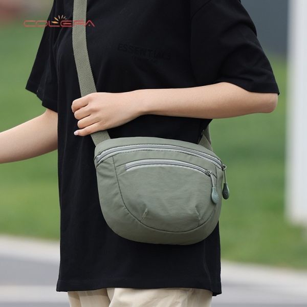 Minimalist Lightweight Shoulder Bag for Women New Fashionable Crossbody Mini Bag Nylon Fabric Versatile Casual Square Bag