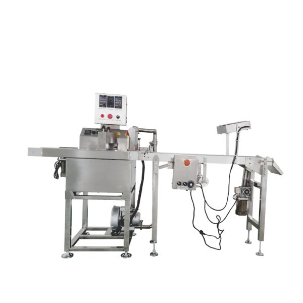 Dry Strawberry Chocolate Enrobing Machine Fruit Coating Production Equipment
