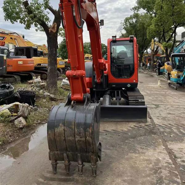 Трейдер оборудования использовал Кубота Digger KX185-3 Маленькая 8-тонная машина
