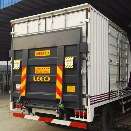 Steel material tail lift hydraulic lifting equipment, load capacity 700-2000kg with DC24V 2KW