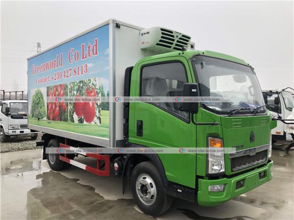 Sinotruk HOWO 5 Tons Refrigerated Truck Vegetable Ice Cream Transport Freezer Truck