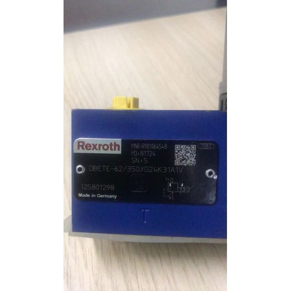 4WRZ10E85-70/6EG24N9ETK4/M
4WRZ10E85-70/6EG24N9EK4/D3M
4WRZ10E85-70/6EG24N9EK4/M Hydraulic proportional solenoid valve, hydraulic directional valve, German Rexroth