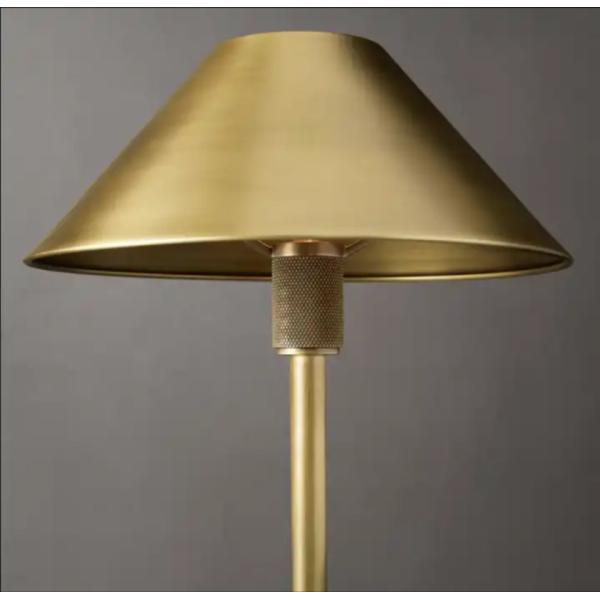 E26 / Candelabra Hardwired Rechargeable Brass Table Lamp Brass LED Desk Lamp (Э26 / Канделябры с проводными проводками, перезаряжаемые латунистое настольное светило латунистое светодиодное настольное светило)