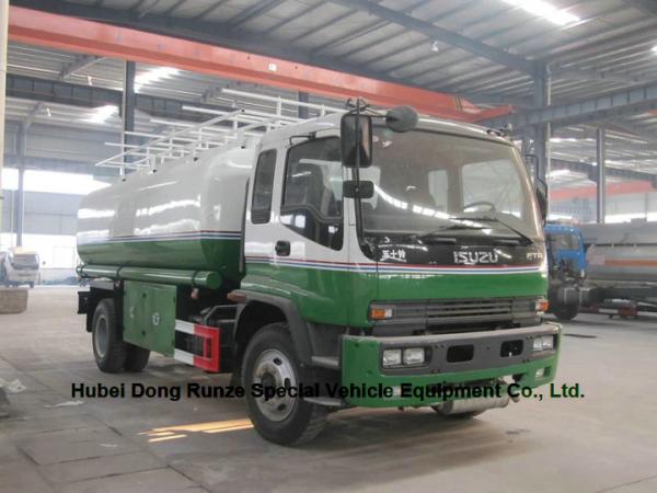ISUZU oil tanker trucks 16T with Good Quality  fuel pump transport or refuling  oil, diesel, gasoline, kerosene,