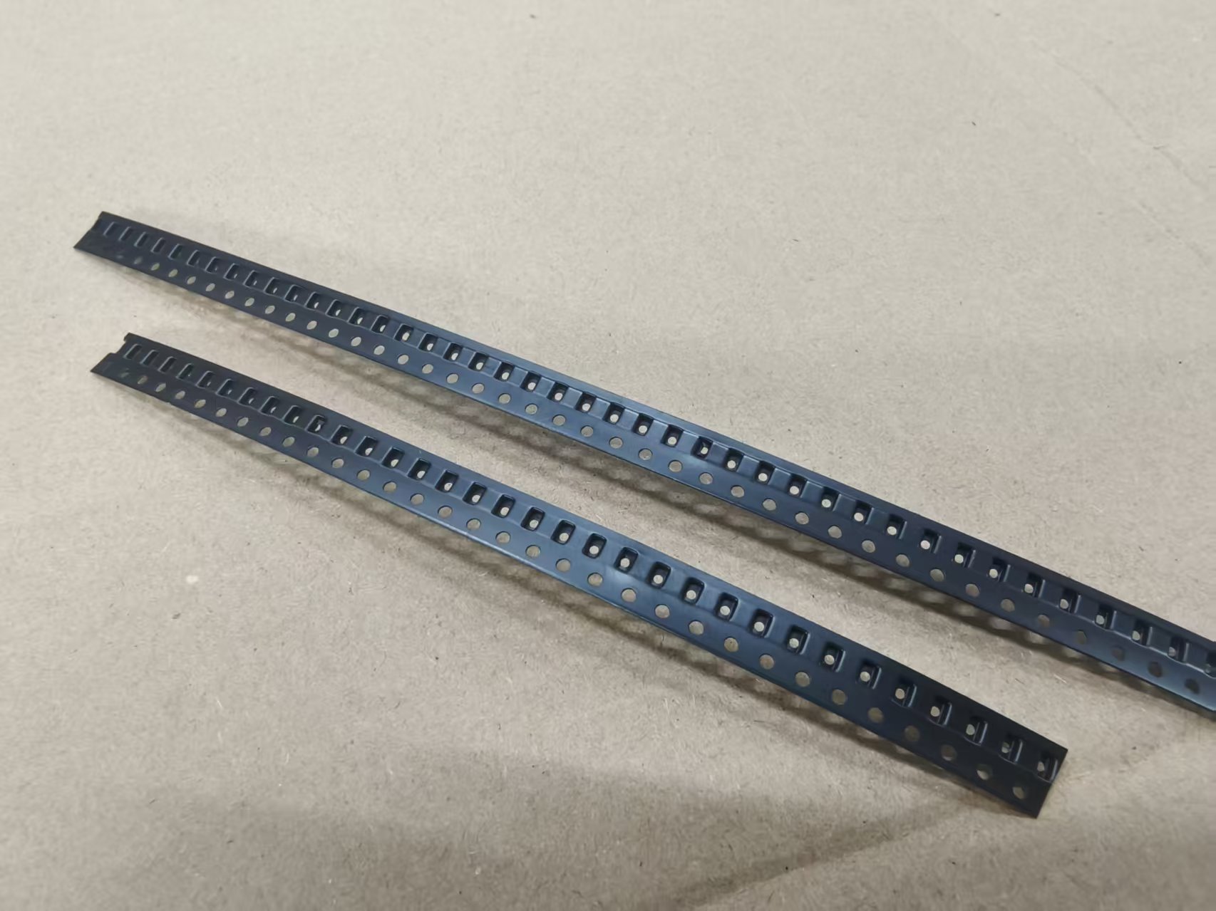 ESD Antistatic Carrier Tape Manufacturer Custom Embossed Carrier Tape for SMD Components