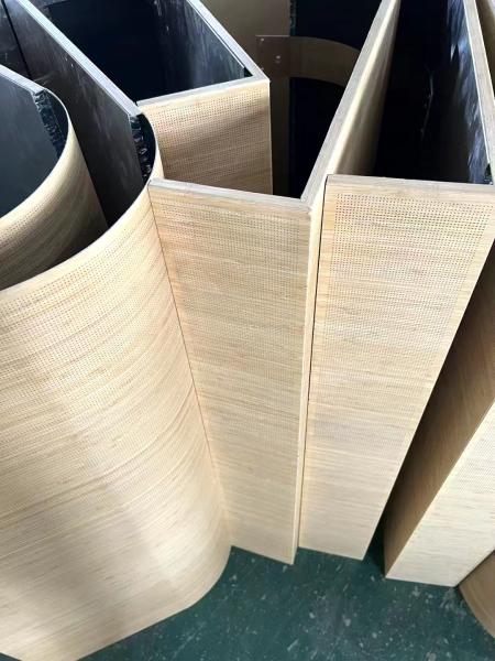 R400 non combustibles Radium métal courbé en grains de bois revêtement en poudre panneaux perforés panneaux insonorisés RAL