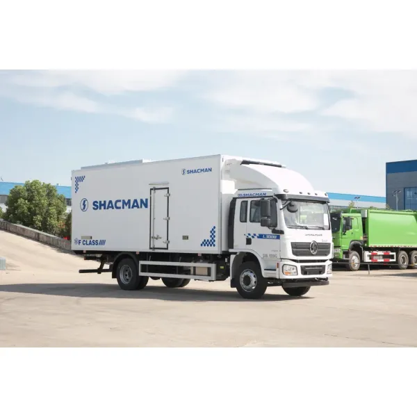 4X2 Refrigerator Freezer Truck 11t - 20t Load Capacity Refrigerated Van Truck