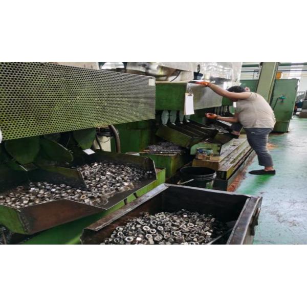 Титановые болты с простым отделением M8 идеально подходят для различных промышленных машин