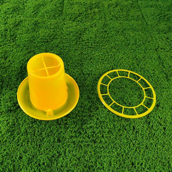 2.5L Durable Poultry Feed Bucket For Standard And Long Lasting Performance