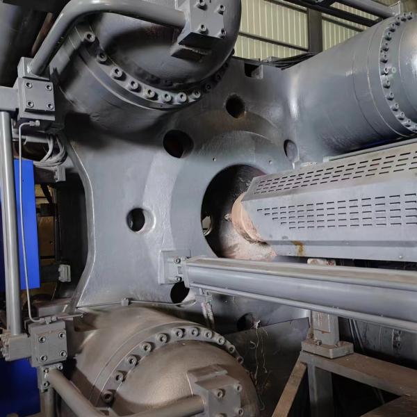 JU13000II/10600 Servo Motor Two Platen Injection Molding Machine 13000KN