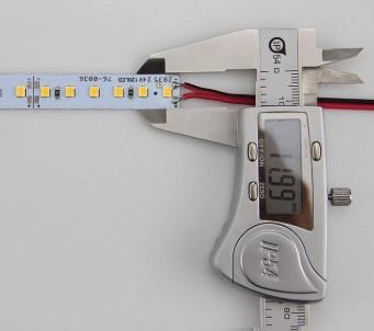 DC12V Waterproof o diodo emissor de luz da tira 120 do diodo emissor de luz de SMD 2835/rolo de M 100m/3 anos de garantia