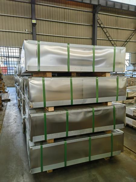 Tôle d'aluminium AA3003 H24 0,8MM pour porte de volet roulant