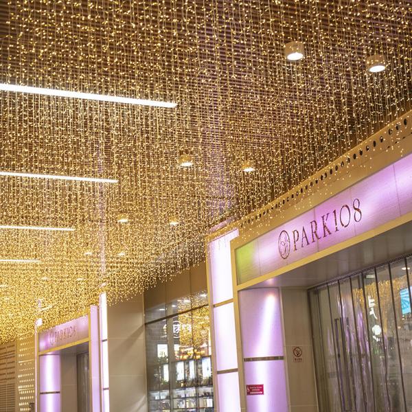 Curtain Lights Led with 8 Modes Remote Control Curtain Hanging Fairy Lights for Christmas Party Wedding Bedroom Home Garden