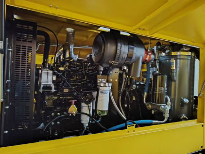 Heavy Duty Mobile Screw Air Compressor with Two-stage Compression and Intelligent PLC Control System