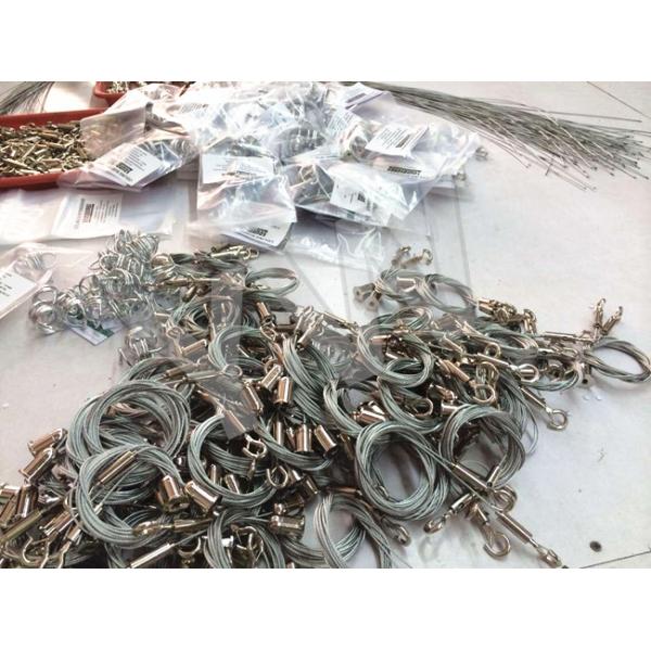 Набор подвеса света строки акустических панелей с спиралью ставит нержавеющую сталь на якорь