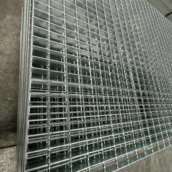 Preços de grades de aço galvanizadas para telhados de metal