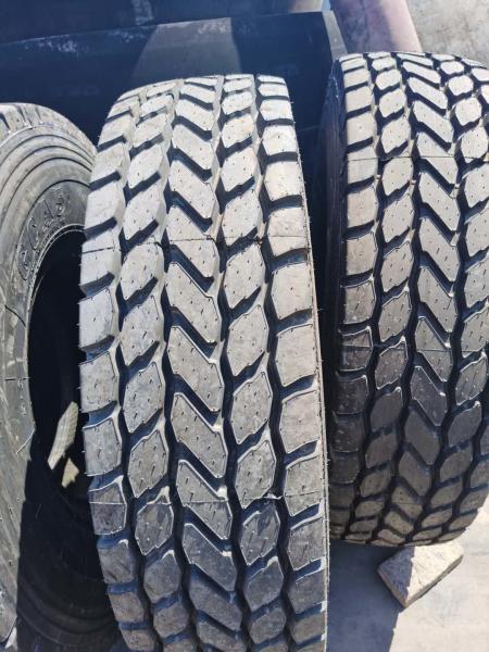 325-95R21 Military Vehicle Tires
