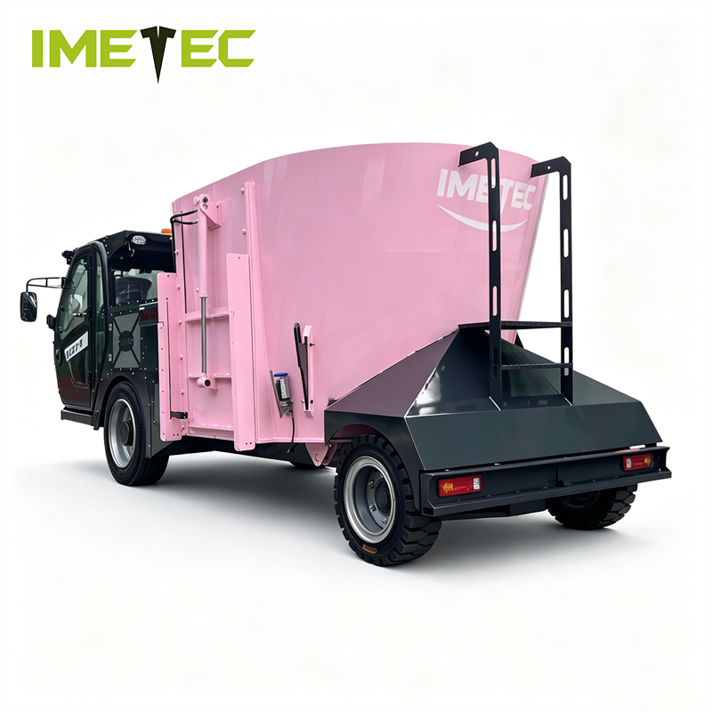 290HP Self Propelled Feed Mixer Wagon For Cattle Livestock Intake