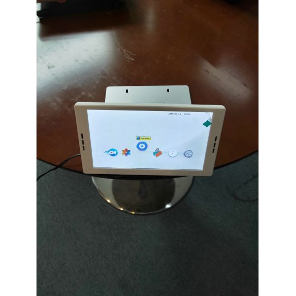 Wide Visual Angle LCD Digital Photo Frame 7'' IPS Screen Shelves Advertising Display