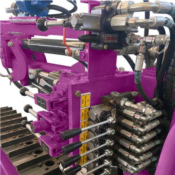 Hydraulic Drilling Rig 30m Rock Blasting DTH Drilling Machine Crawler Drilling Rig