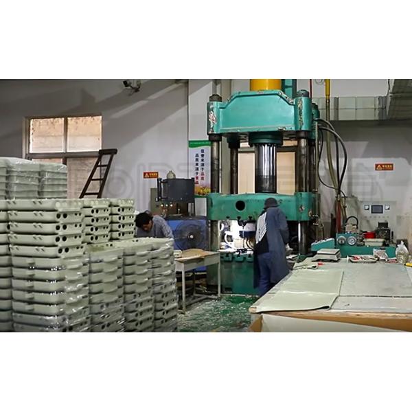 Держатель стены выхода входного сигнала 8 терминальной коробки 1 Splitter оптического волокна FTTH