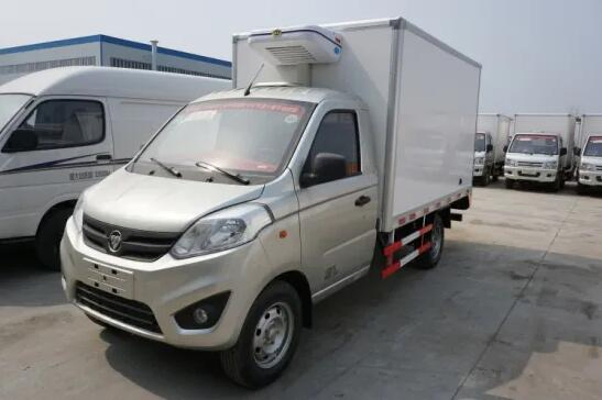 Foton New Mini Refrigerated Food Truck 1ton 2ton  Freezer Van Truck