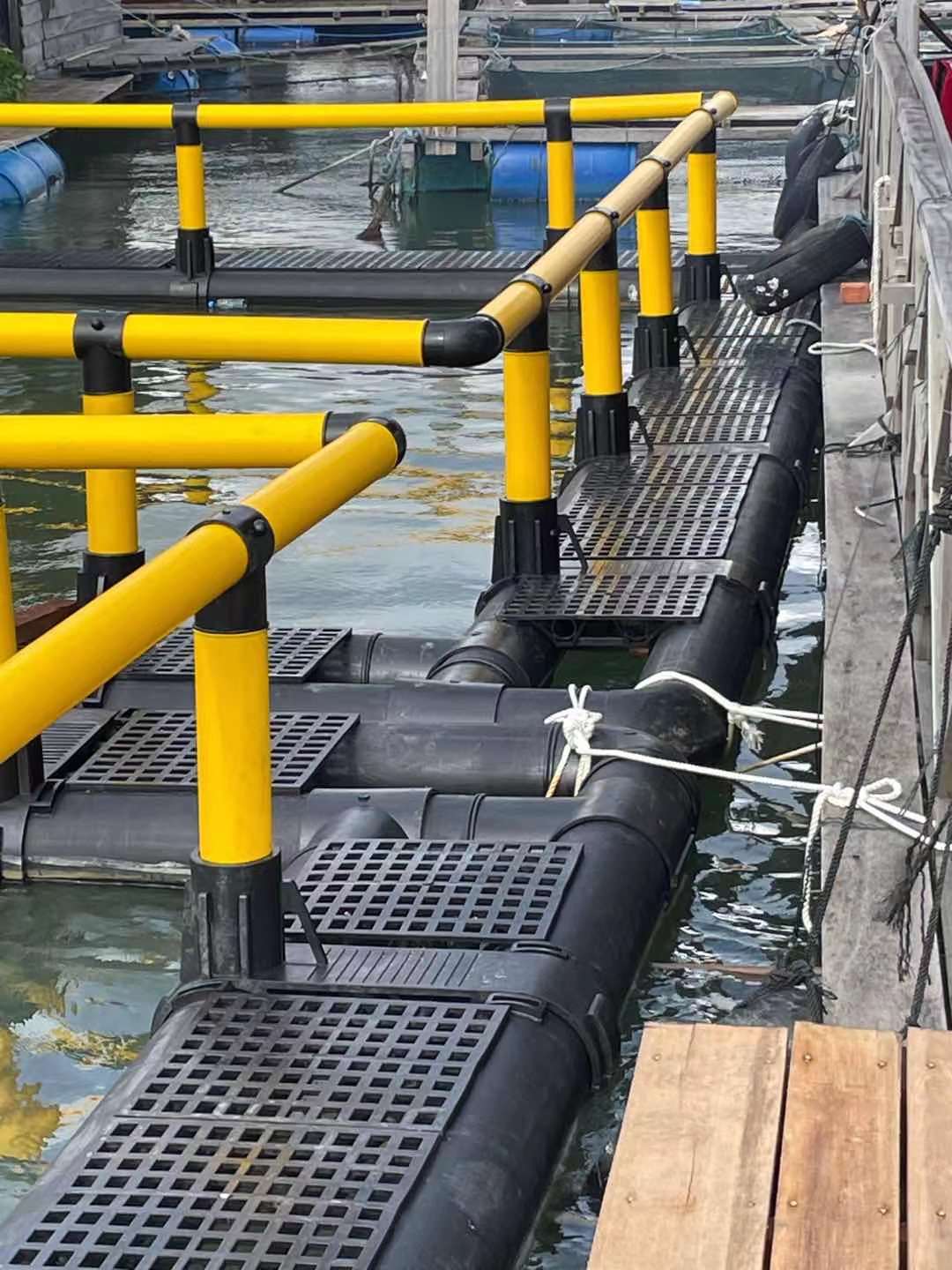 Square HDPE Fish Cage, Floating Aquaculture Net Cage with Multi-Compartment Management System for Multi-Stage Fish Farming