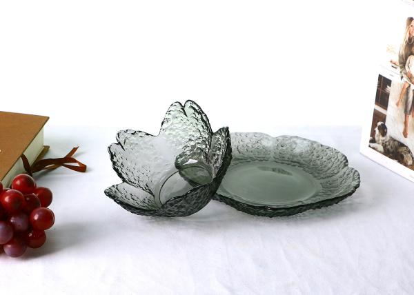 Solid Colored Glass Ketchup Saucer Appetizer Plates Sakura Shaped
