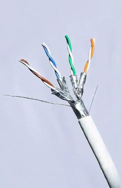 PVC Lan CAT8 FFTP 22AWG Cable  2000MHz Ultra High Speed